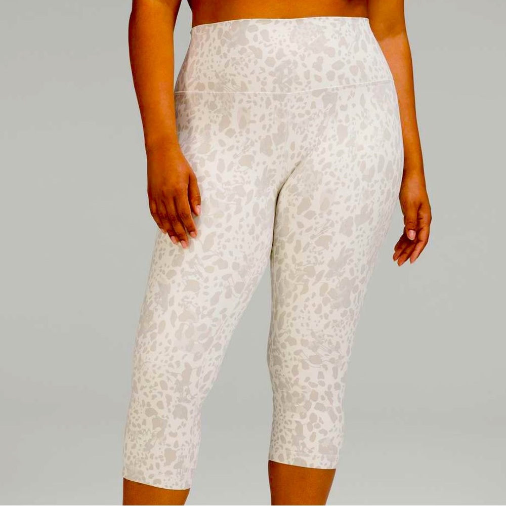 Lululemon Align High-Rise Crop 21” Leggings Cheetah White Camo Size 16